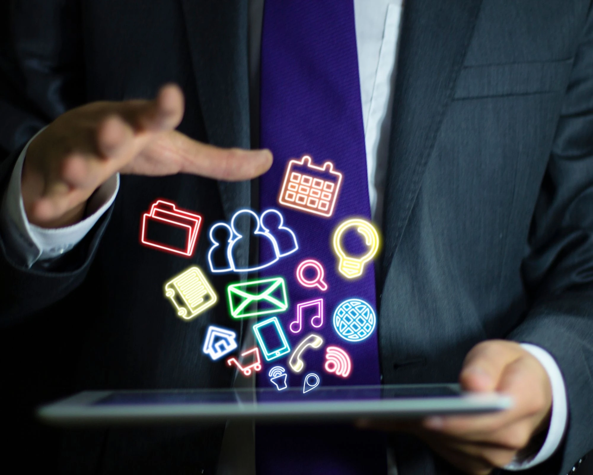 Comment bien manager une équipe : rôles et conseils pour réussir votre management 4 Les outils et les méthodes pour bien manager