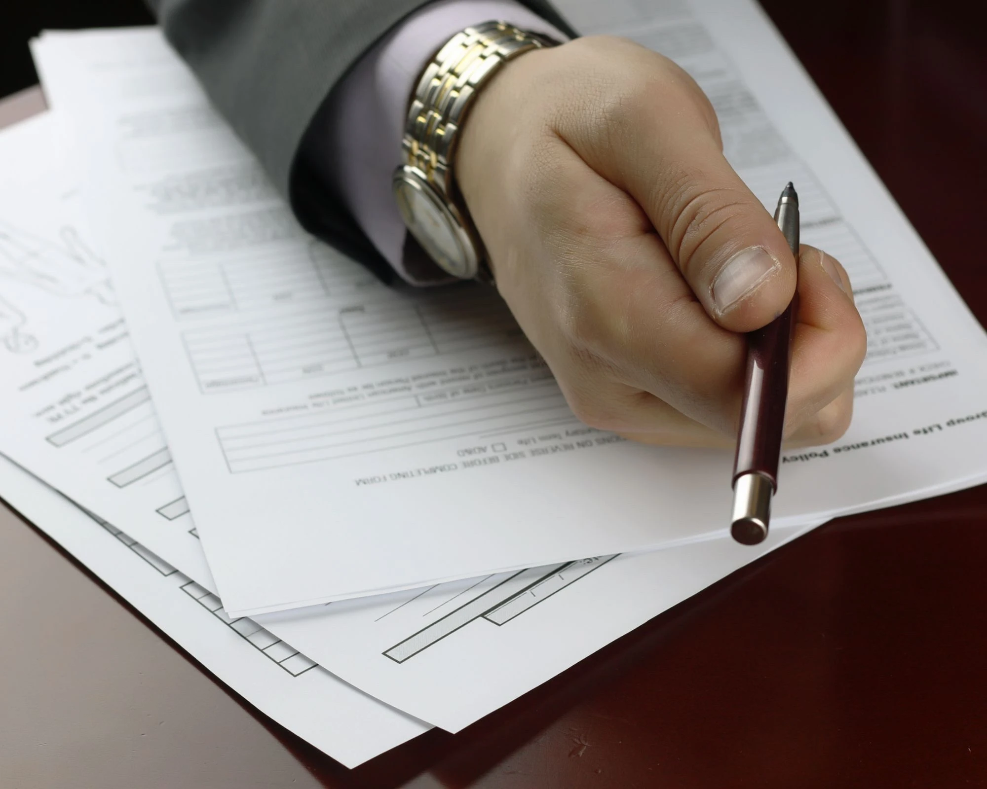 Profession libérale : Les 10 choses que vous devez savoir avant de vous lancer 4 Les assurances et protections nécessaires